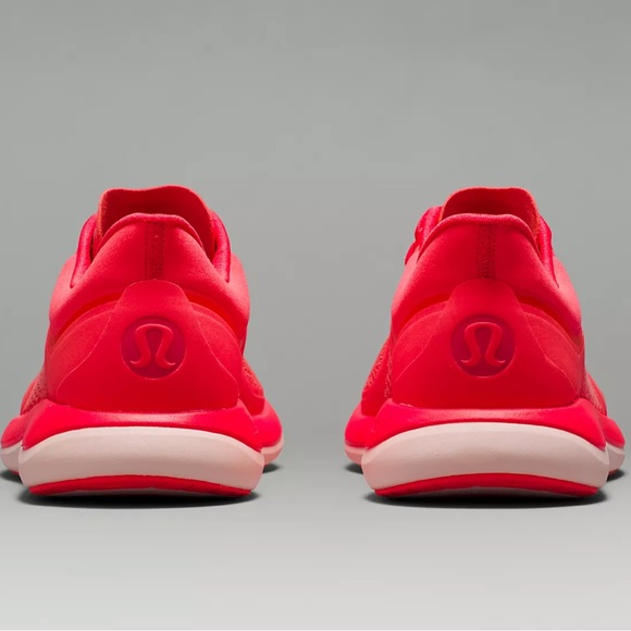 New in box lululemon Chargefeel Low Women's Workout Sneaker 7 - Picture 4 of 6